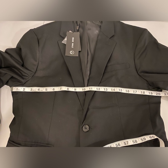 Classic Black Men's Suit - Picture 5 of 15